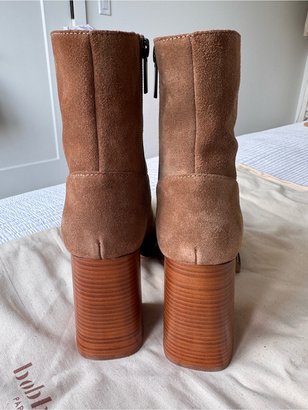 NIB Bobbies Marnie - Squirrel Suede 38 - Picture 5 of 8